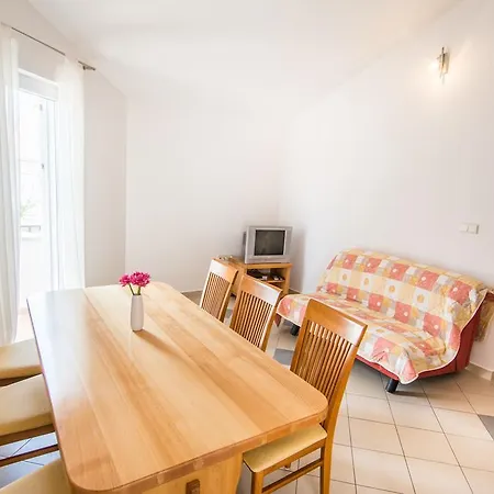 Basilea Apartment *