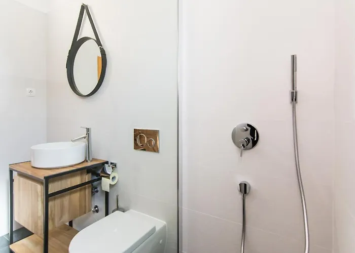 Basilea * ビオグラード・ナ・モル