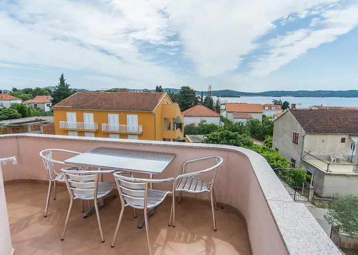 Basilea アパート