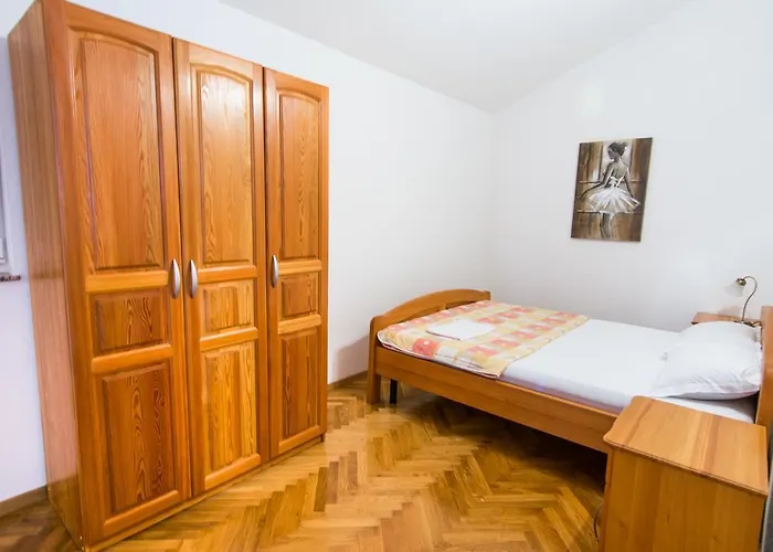 アパート Basilea