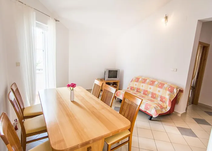 Basilea アパート *