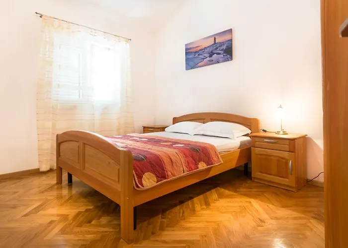 アパート Basilea